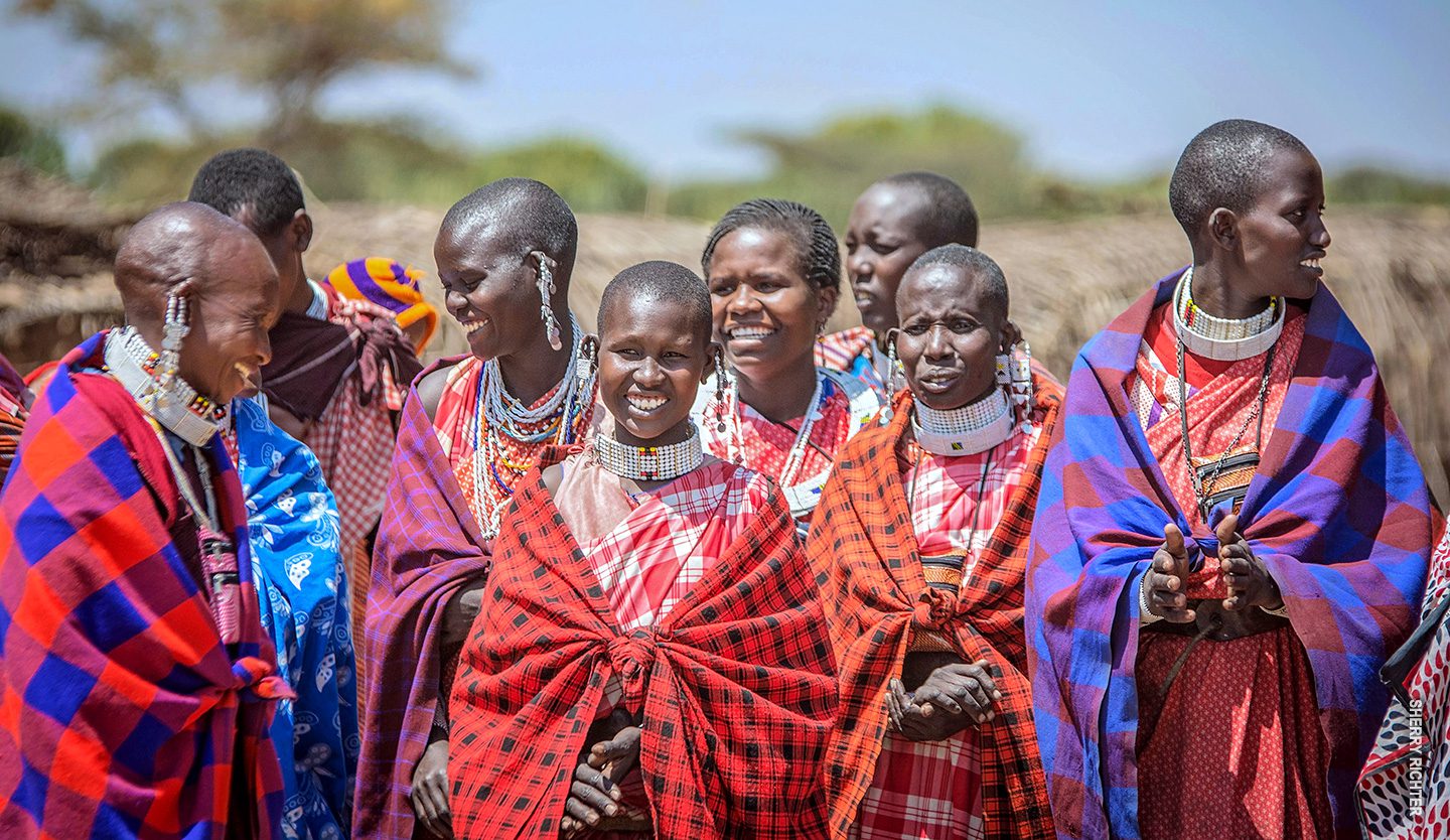 Expl Gal Ena Maasai Women Thomson Safaris