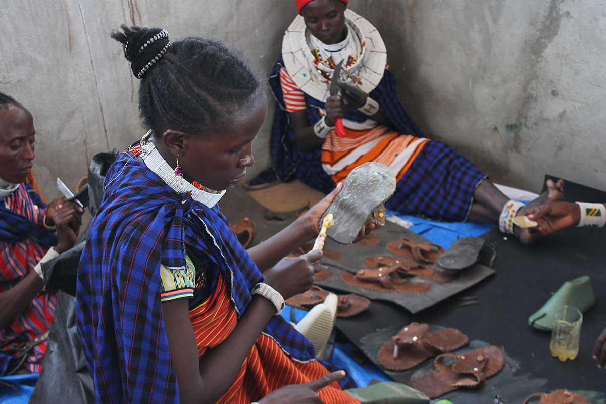 cocoba women making leather sandals