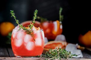 cranberry sundowner cocktail