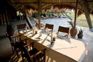 dining room in serengeti