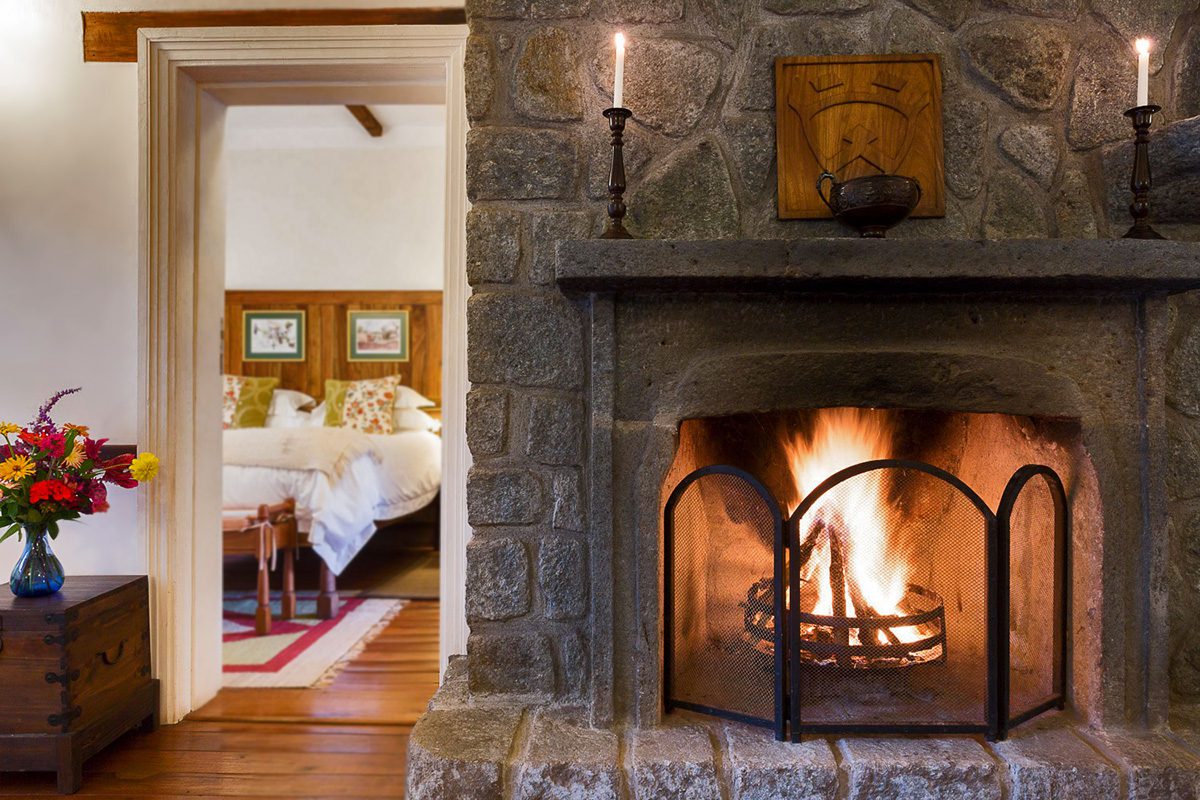 fireplace in deutsches cottage
