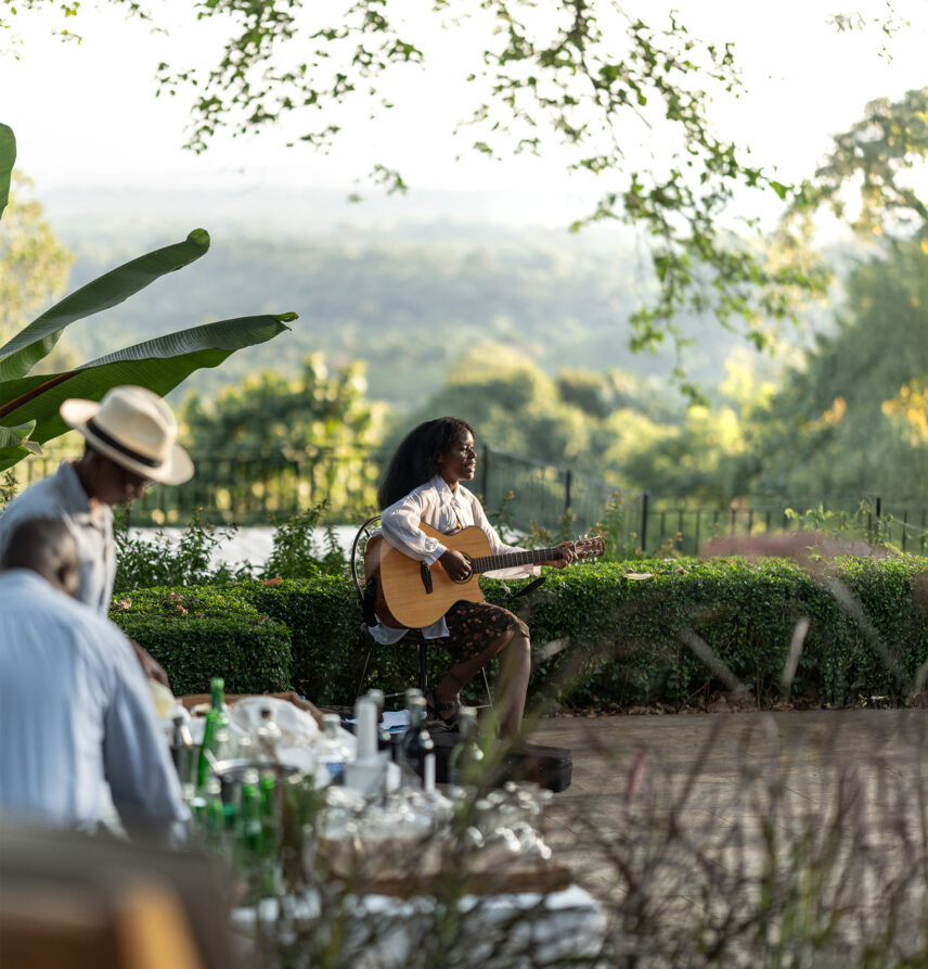 guitar singer songwriter at gibbs farm cocktail hour