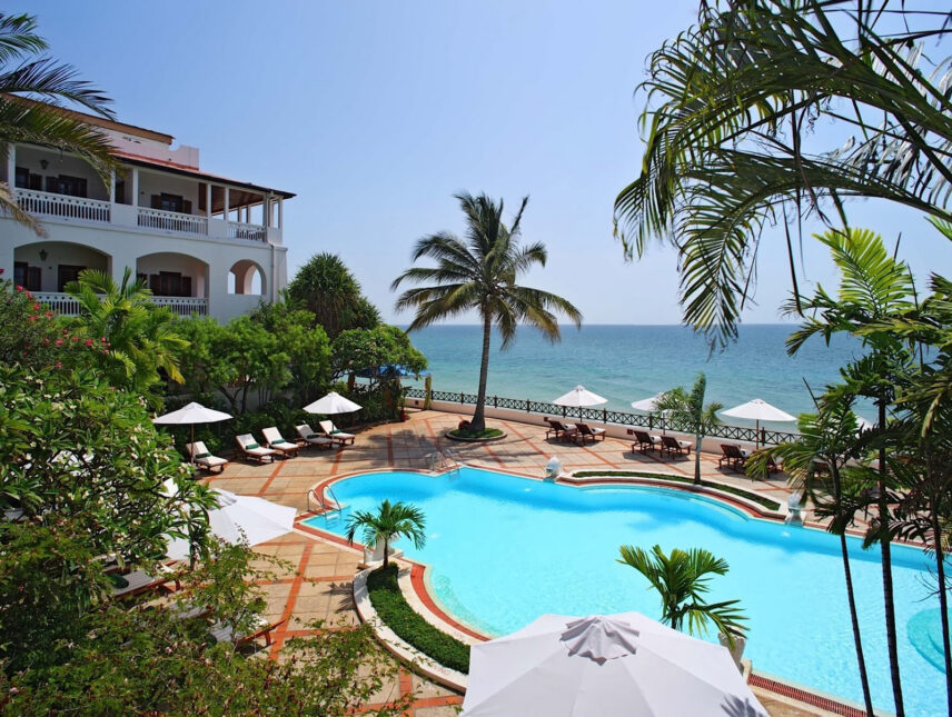 pool at serena hotel in zanzibar stone town